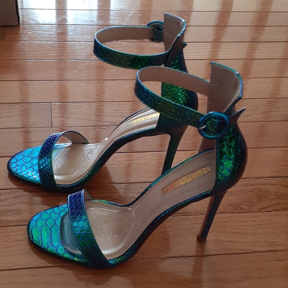 Green Hologram Sexy Sandals - Picture 4 of 5